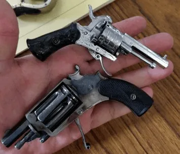 Velo-Dog revolvers